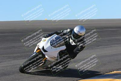 media/Nov-06-2023-Moto Forza (Mon) [[ce023d0744]]/2-Advanced Group/Session 2 (Bowl)/